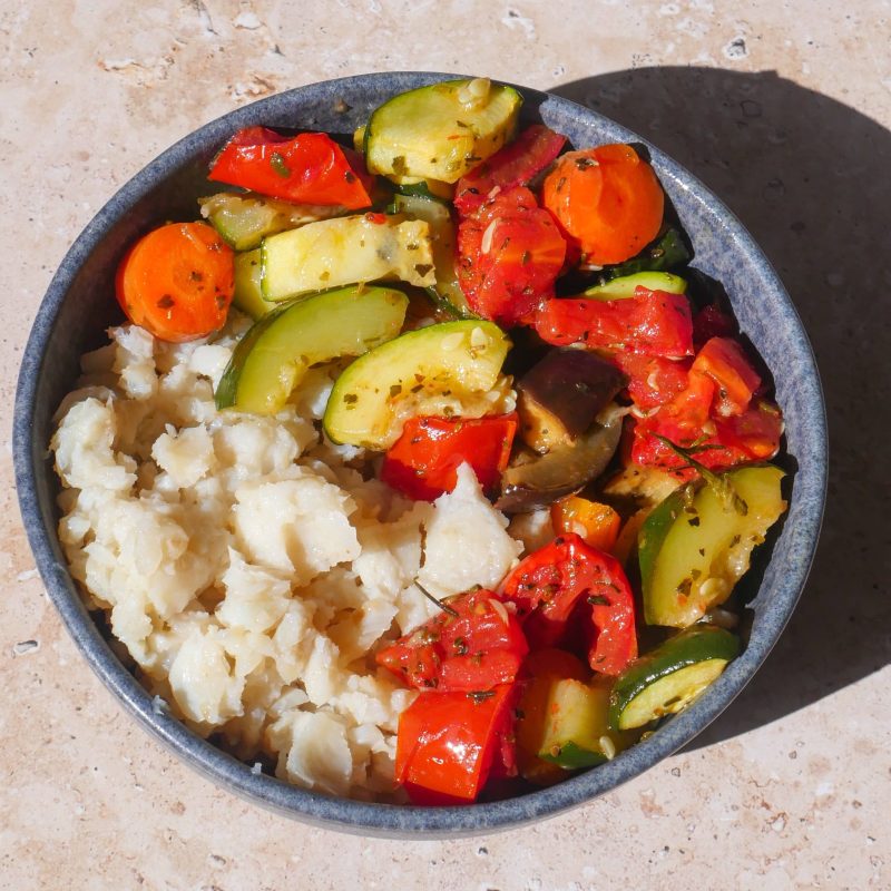 bowl-arroz-verduras-merluza