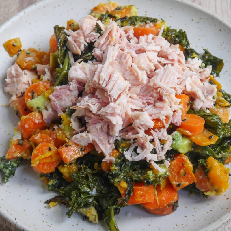 ensalada-kale-pavo